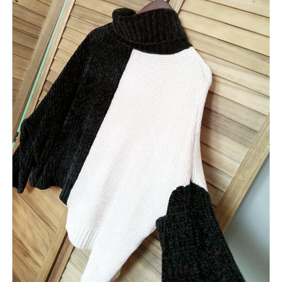 Romeo & Juliet Couture Chenille Knit Colorblock Turtleneck Boxy Sweater Size L - Picture 3 of 13